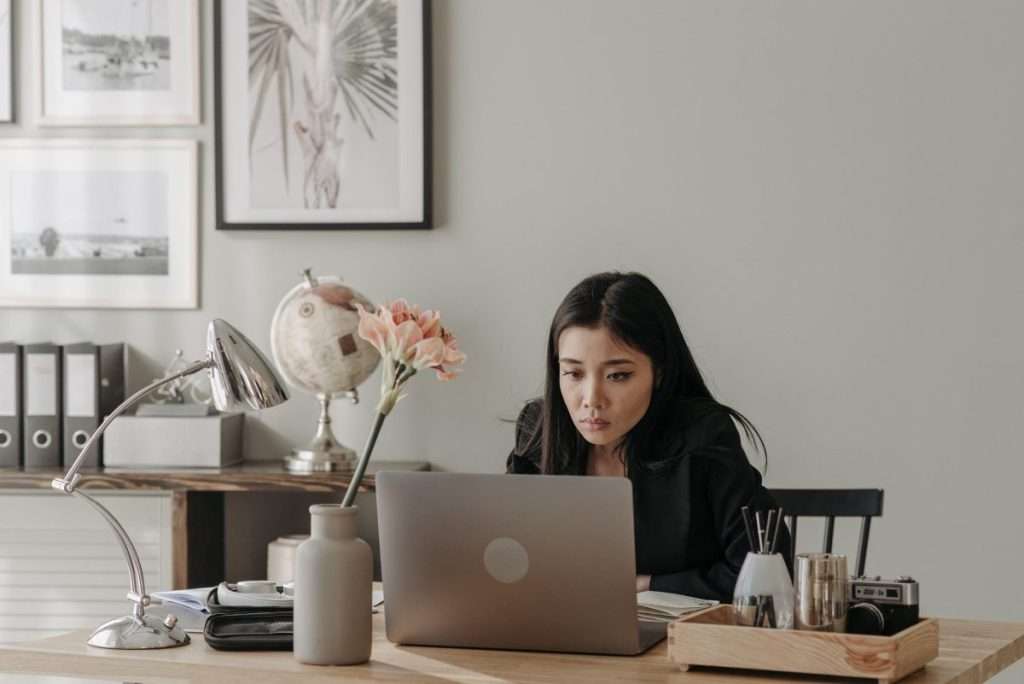 Assistant administratif externalisé : pour quels types d’entreprises et pourquoi l’externaliser ?
